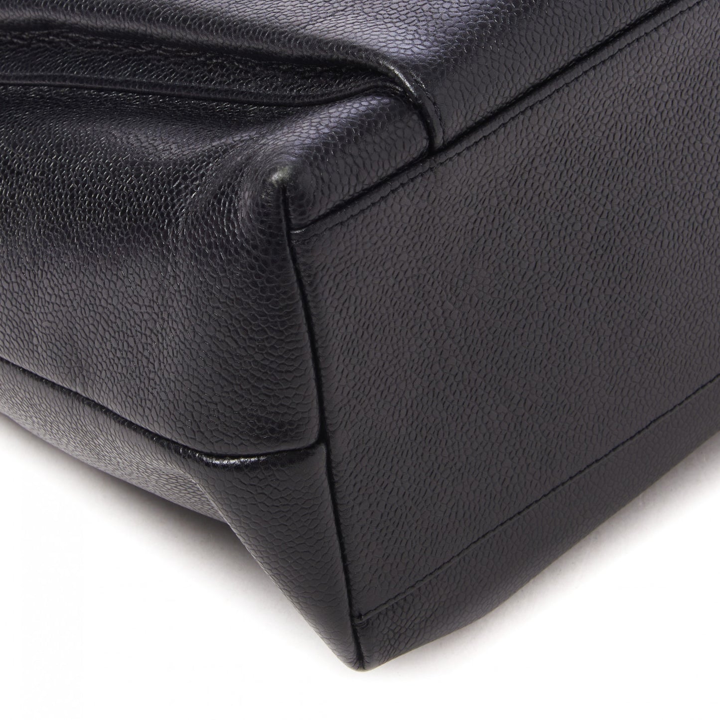 Caviar CC Shoulder Bag Black