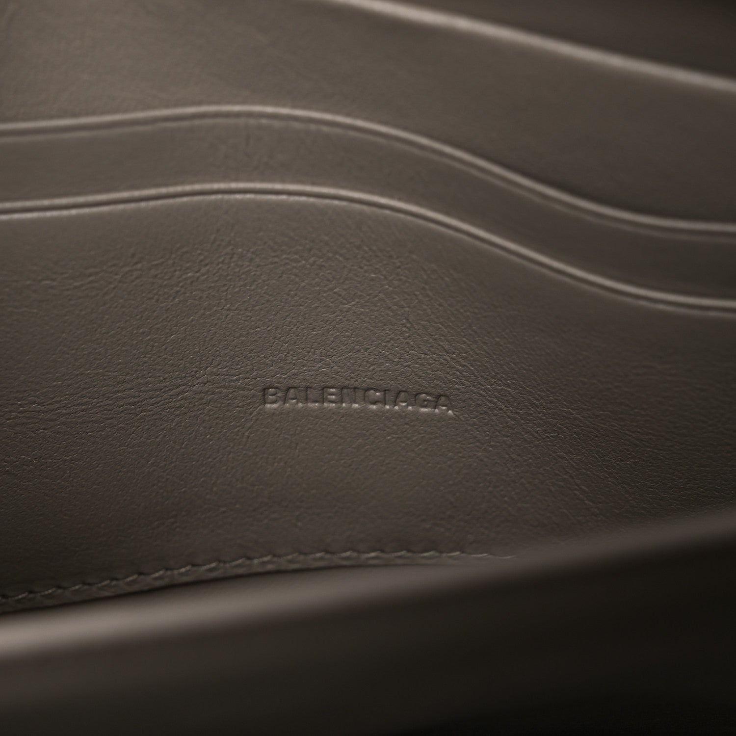 Balenciaga Grained Calfskin Neo Classic Aged Silver Multipouch with Strap Taupe 6 of 9