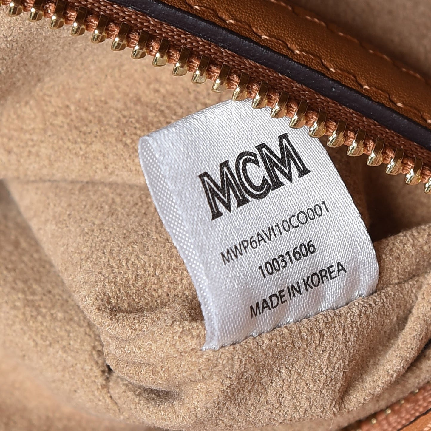 Visetos Studded Medium Shopping Tote Cognac