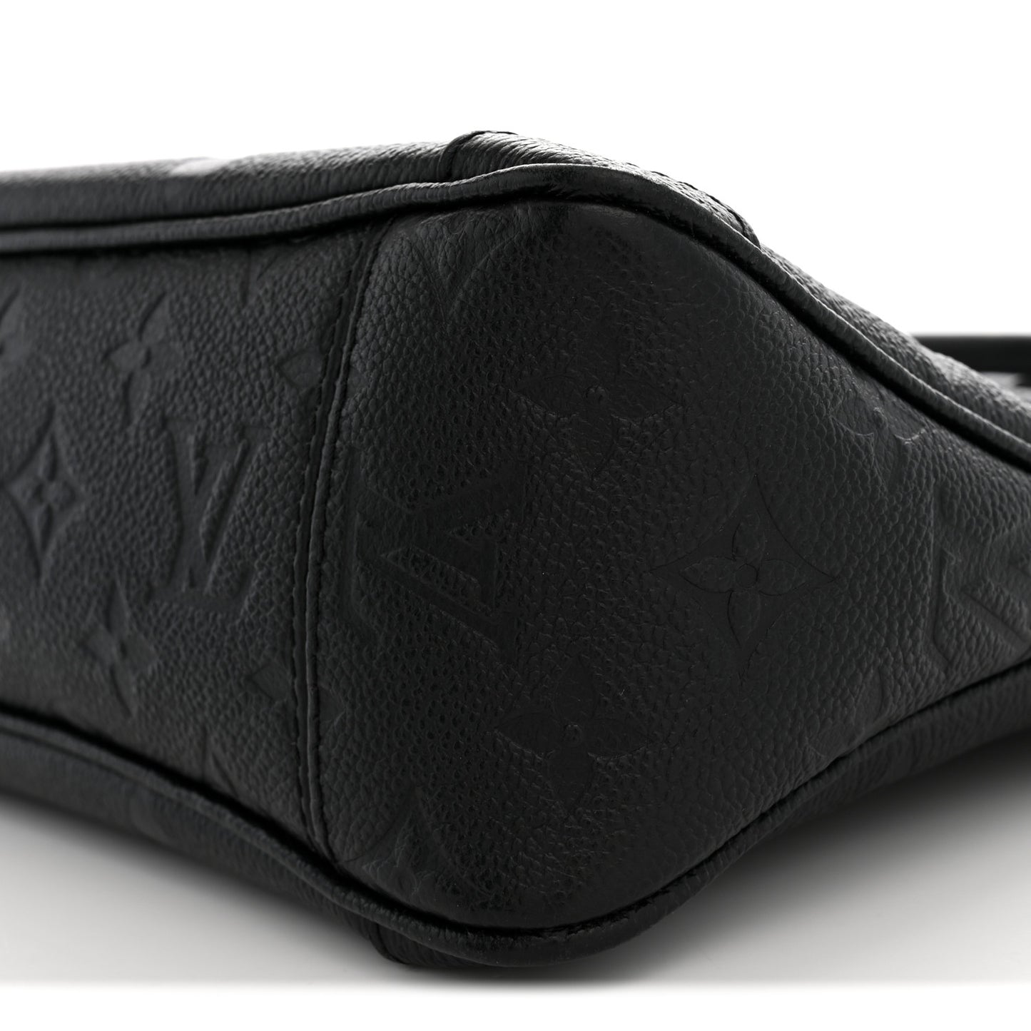 Empreinte Monogram Giant Trianon PM Black
