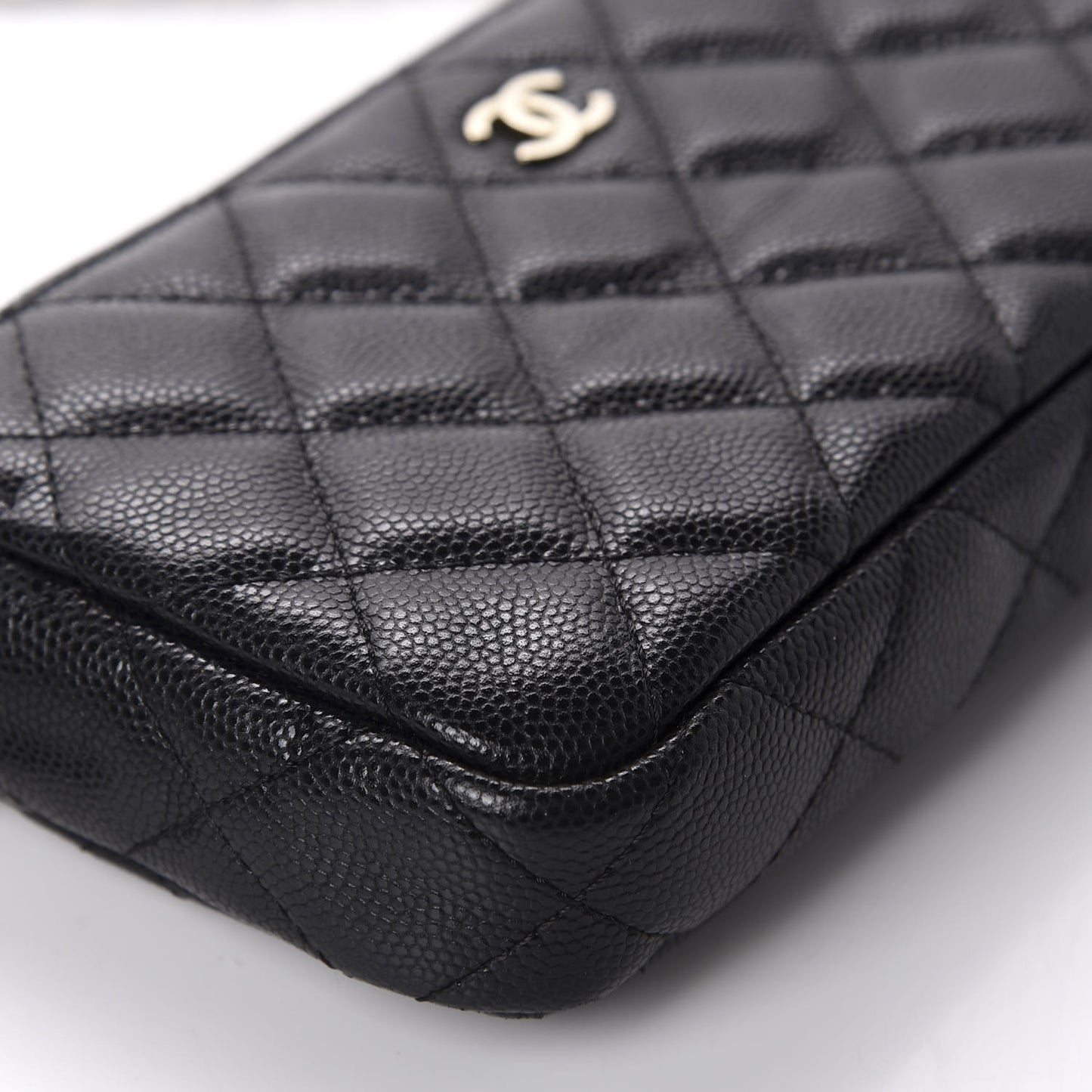 Caviar Quilted Small Clutch With Chain Black