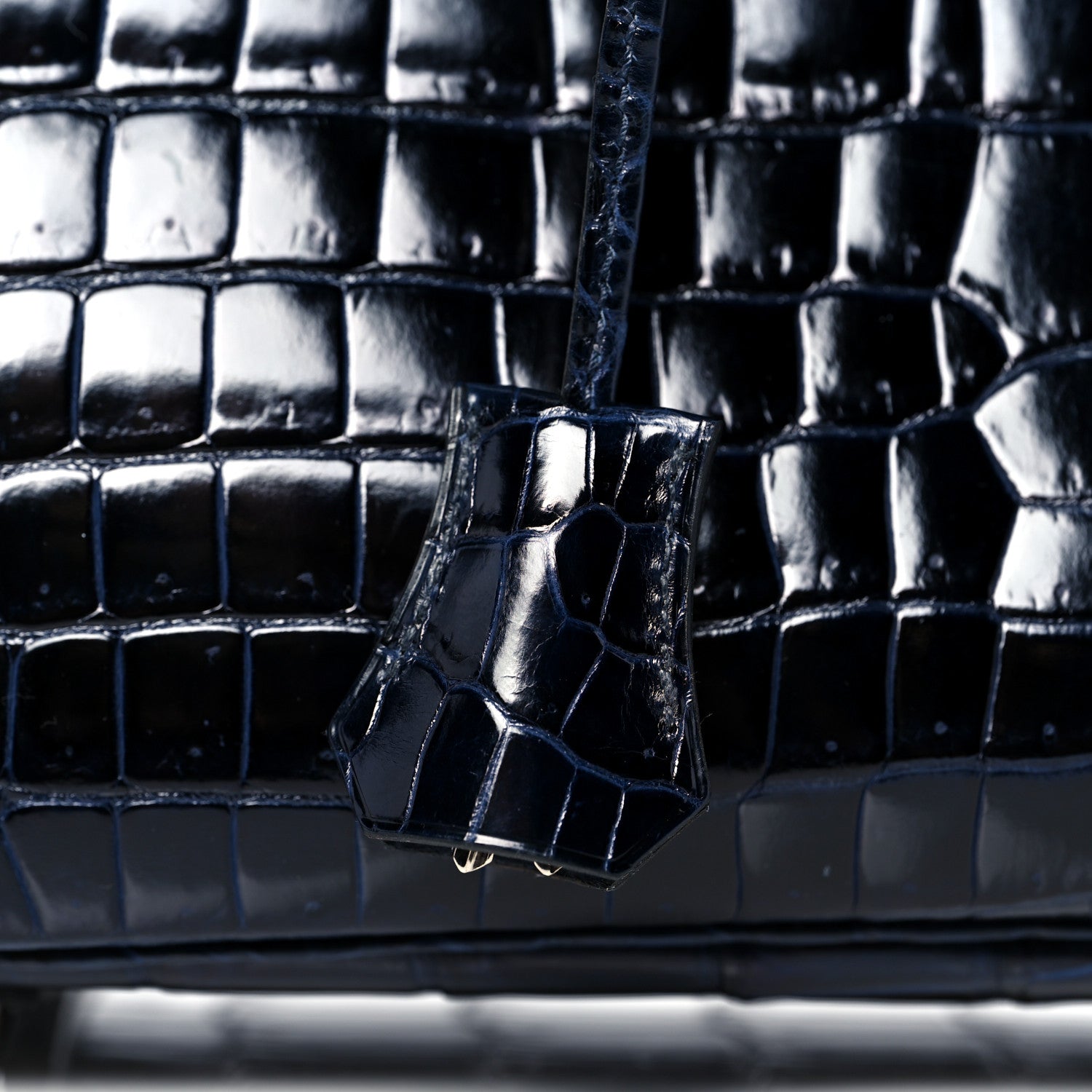 Hermes Shiny Porosus Crocodile Birkin 30 Bleu Marine 33 of 35