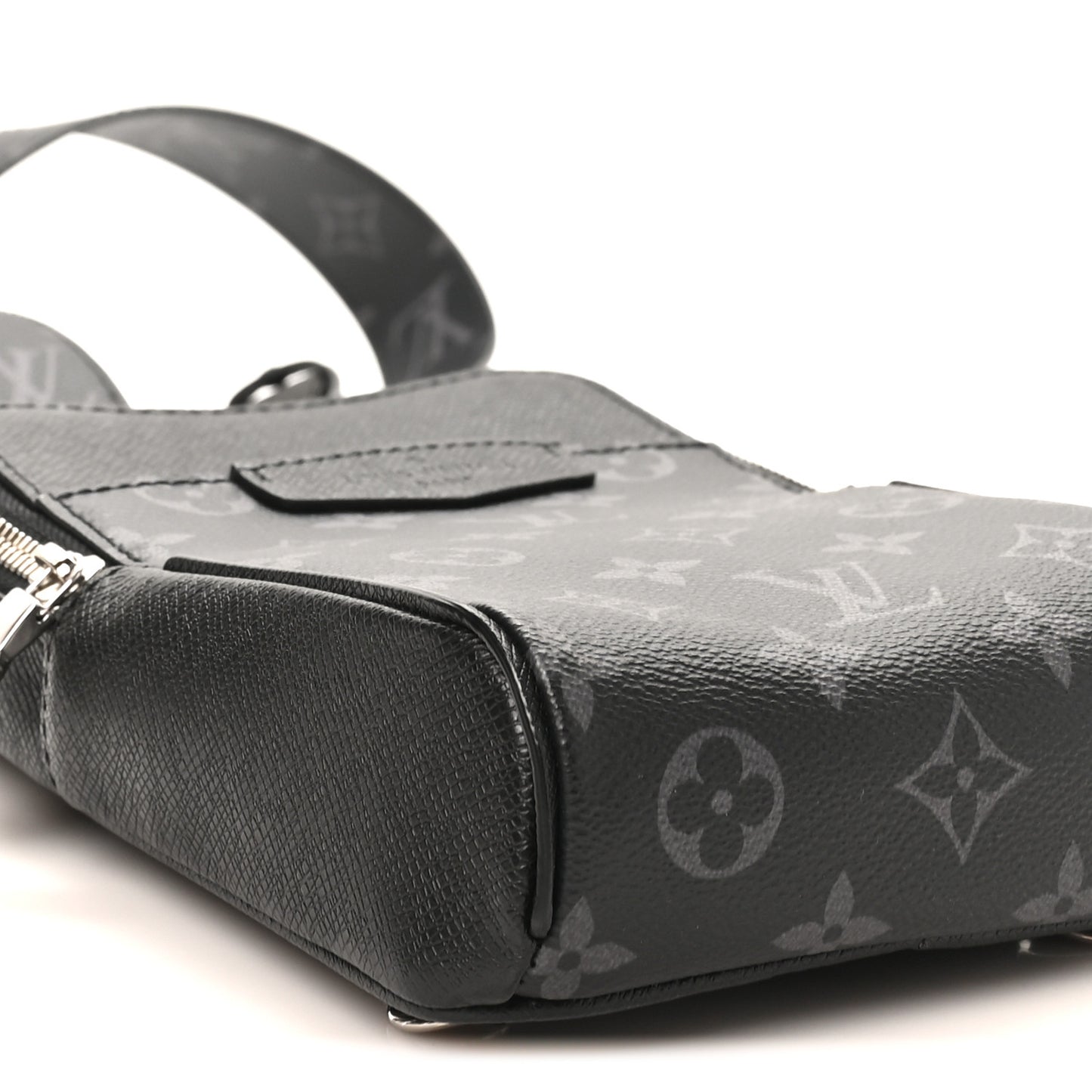 Taigarama Outdoor Slingbag Black