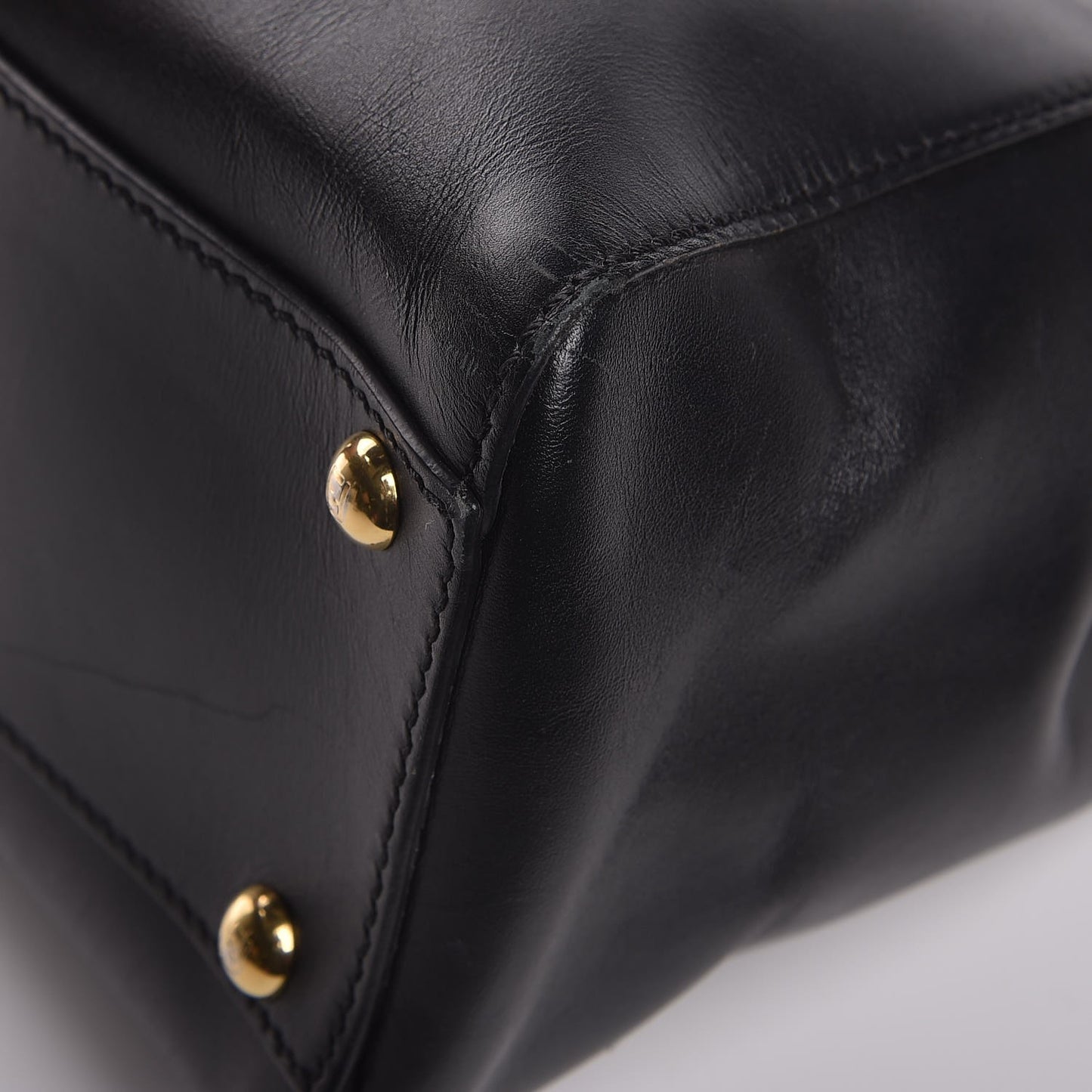 Vitello Morgan Shiny Nappa Medium Peekaboo Iconic Satchel Black