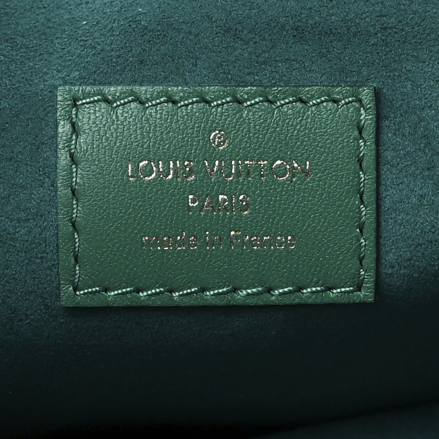Lambskin Embossed Monogram Coussin BB Emeraude