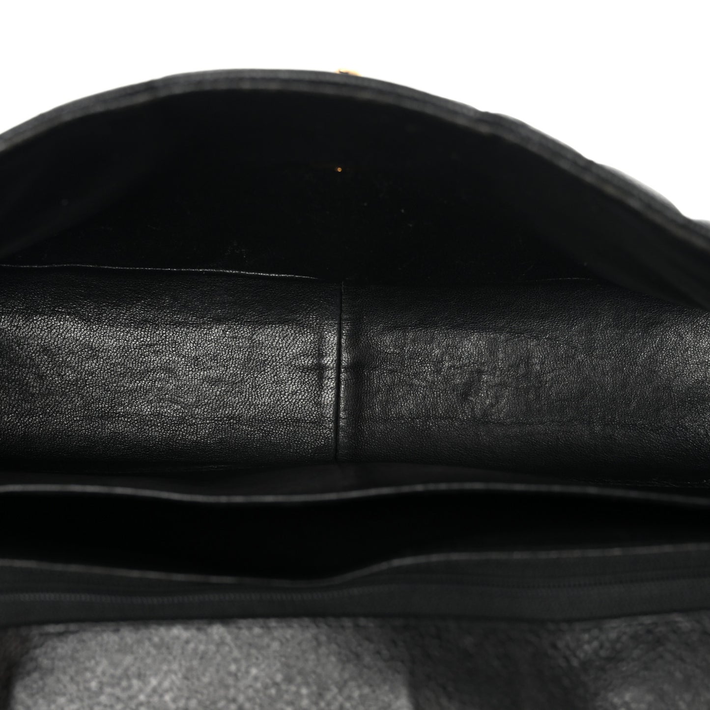 Caviar Vertical Quilted Jumbo Single Flap Black