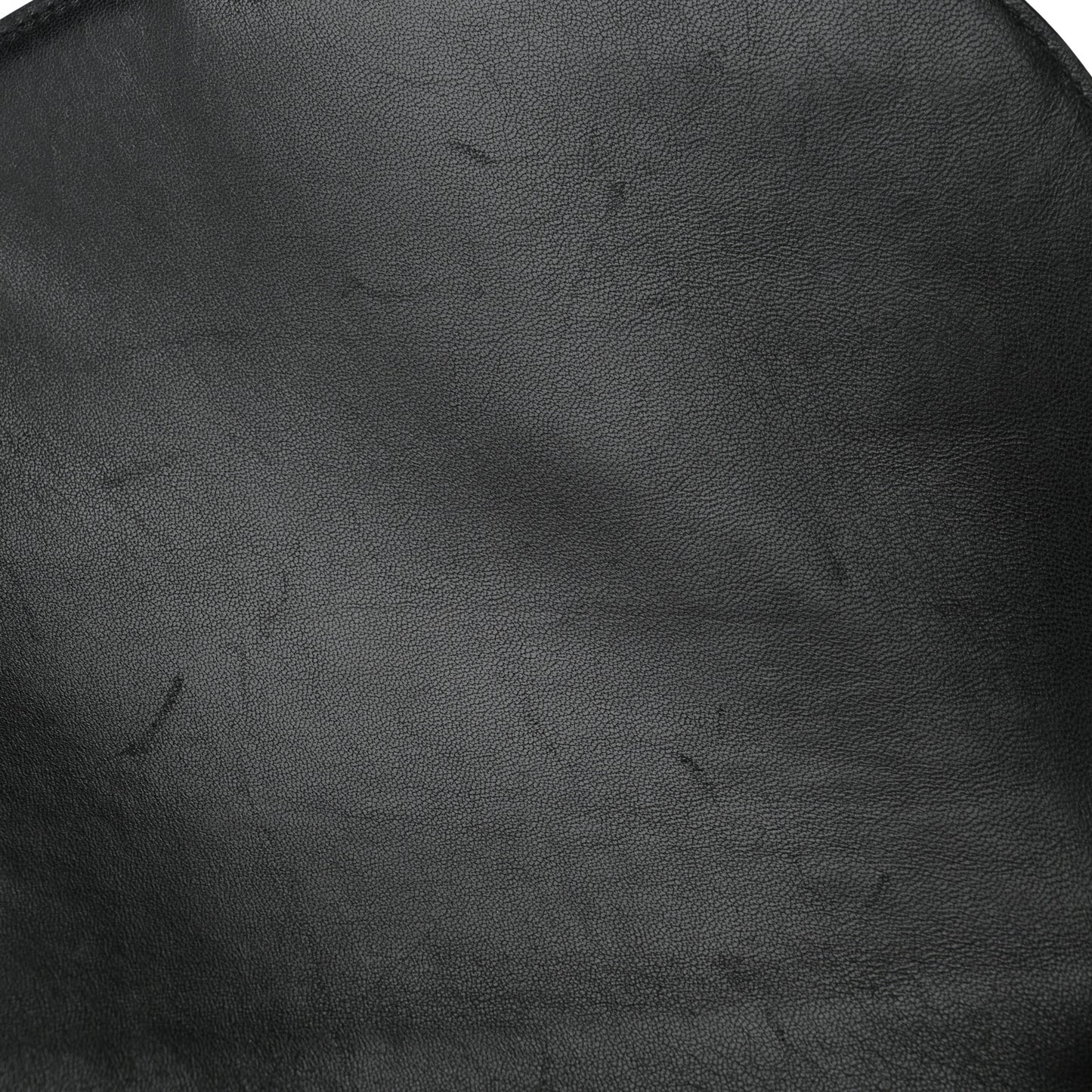 Grained Calfskin Compact Trotteur Black