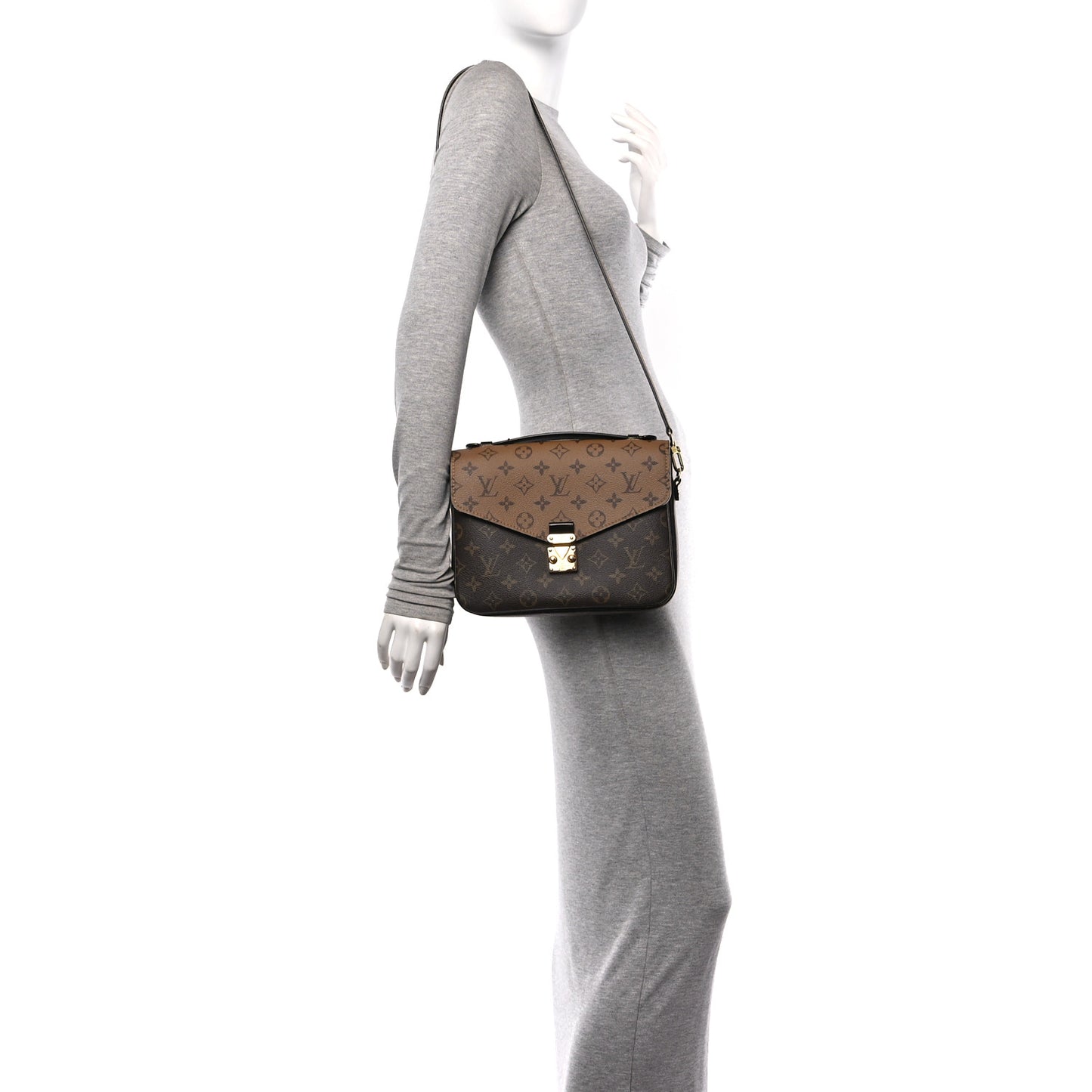 Reverse Monogram Pochette Metis