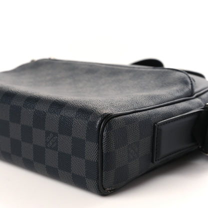 Louis Vuitton Damier Graphite Dayton Reporter PM 8 of 9