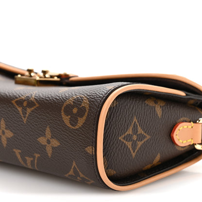 Louis Vuitton Monogram Pochette Camille 9 of 10