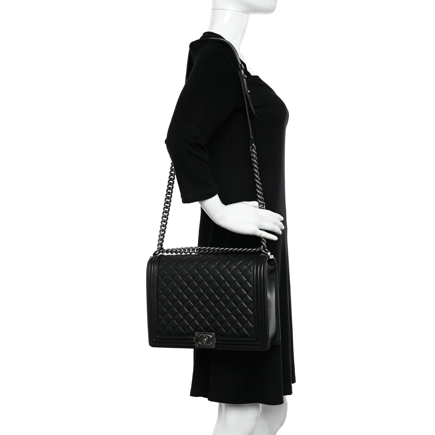 Caviar Quilted Large Boy Flap Black