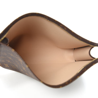 Louis Vuitton Monogram Toiletry Pouch 26 5 of 8