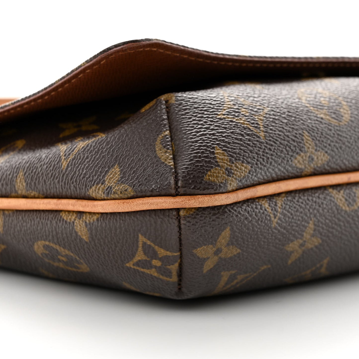 Monogram Musette Tango