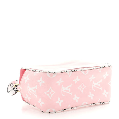 Louis Vuitton Monogram Giant Beach Pouch Rouge 4 of 9