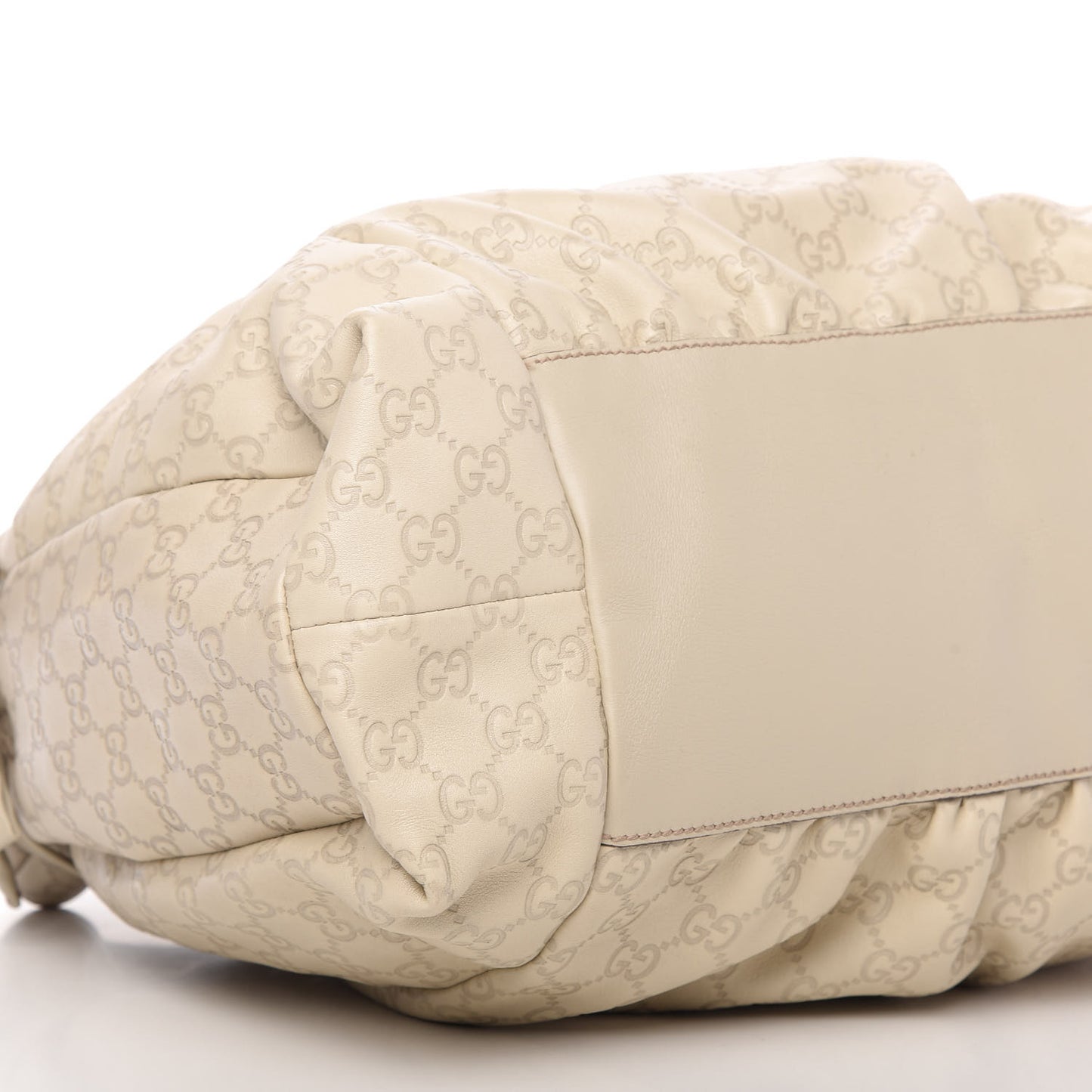 Guccissima Medium Hysteria Tote Ivory