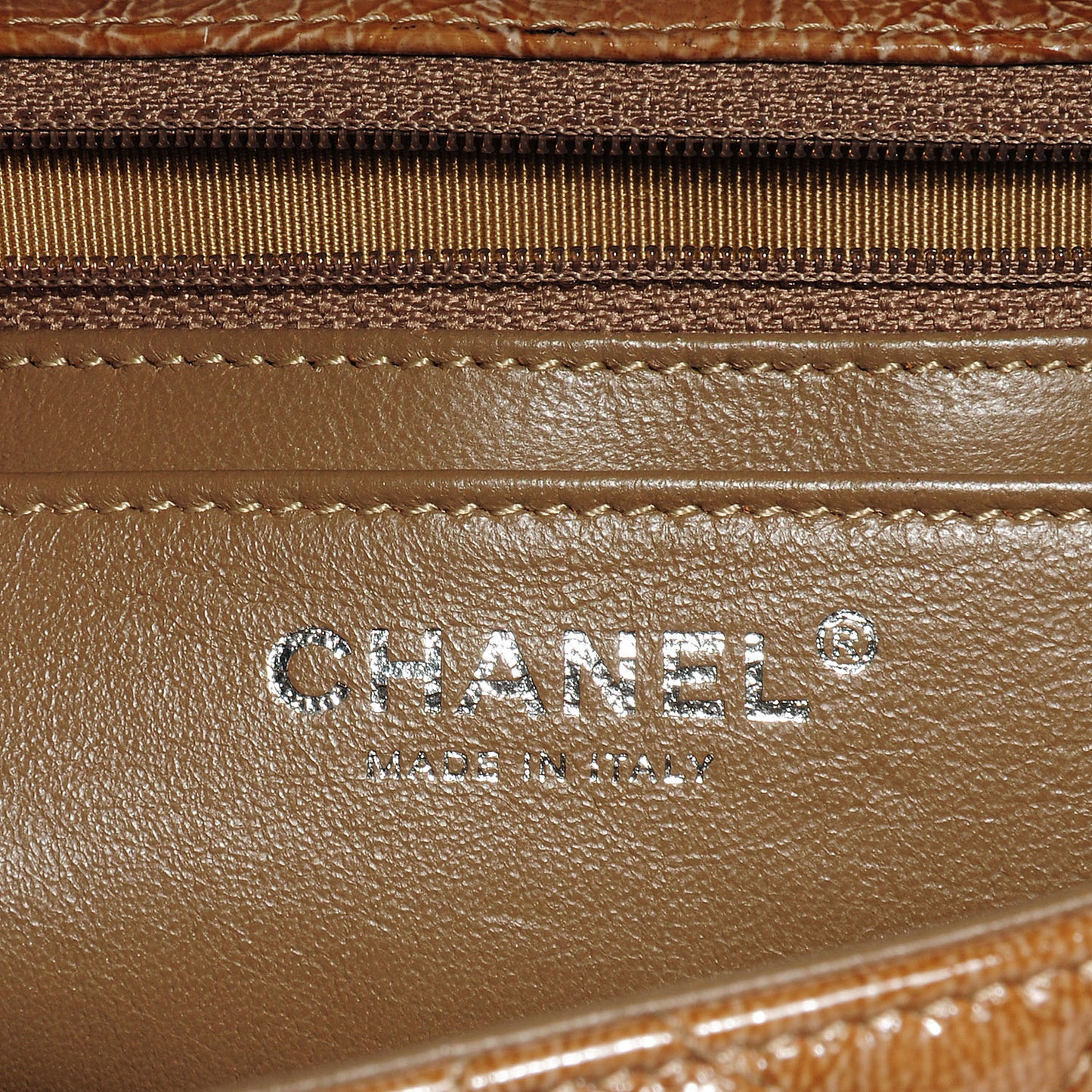 Crinkled Patent Jumbo Single Flap Brown