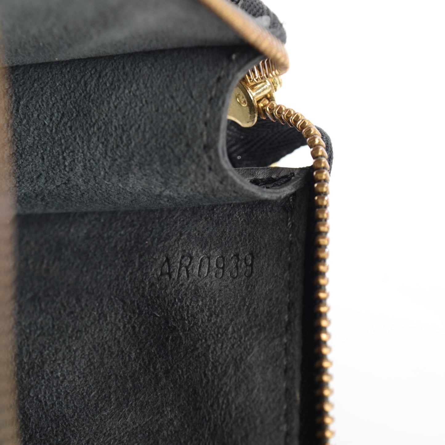 Epi Pochette Accessories 21 Black
