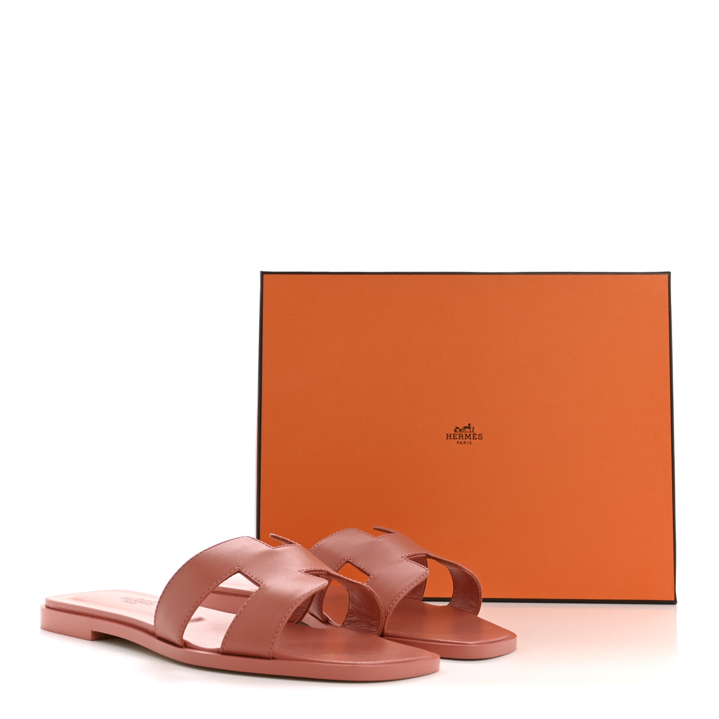Box Calfskin Oran Sandals 38.5 Rouge Tomette
