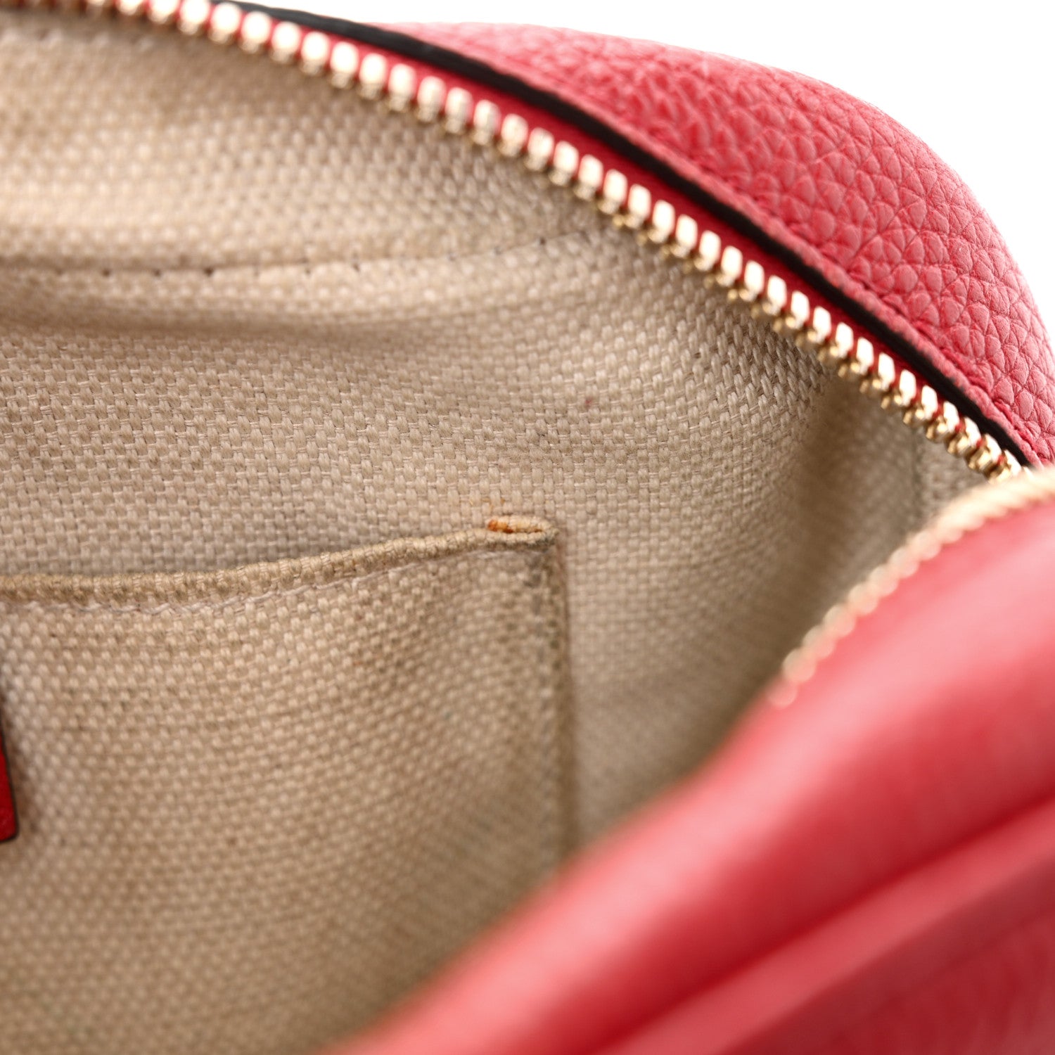 Gucci Pebbled Calfskin Small Soho Disco Bag Vibrant Red 12 of 21