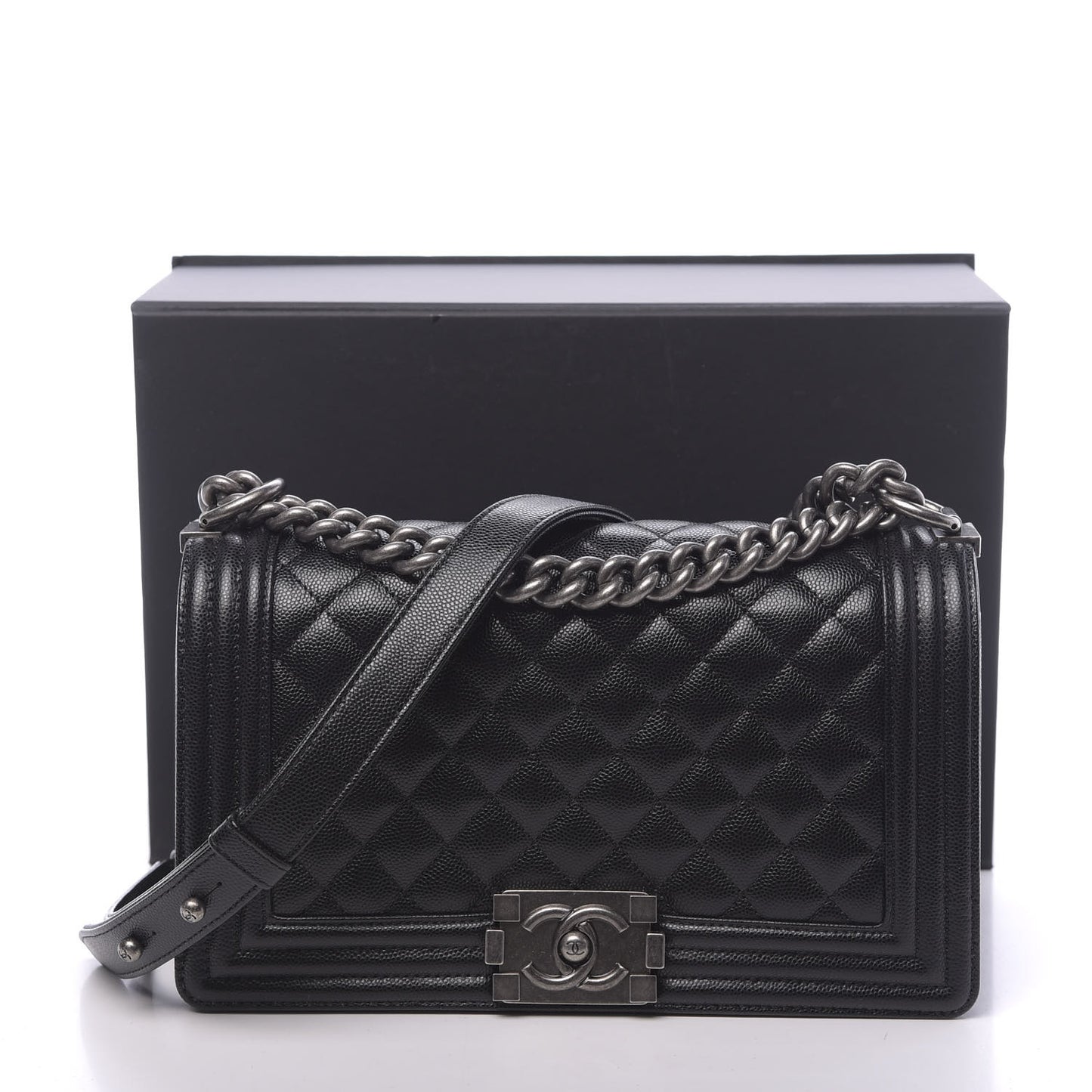 Caviar Quilted Medium Boy Flap Black
