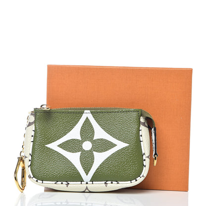 Louis Vuitton Monogram Giant Micro Pochette Accessories Kaki White 8 of 8