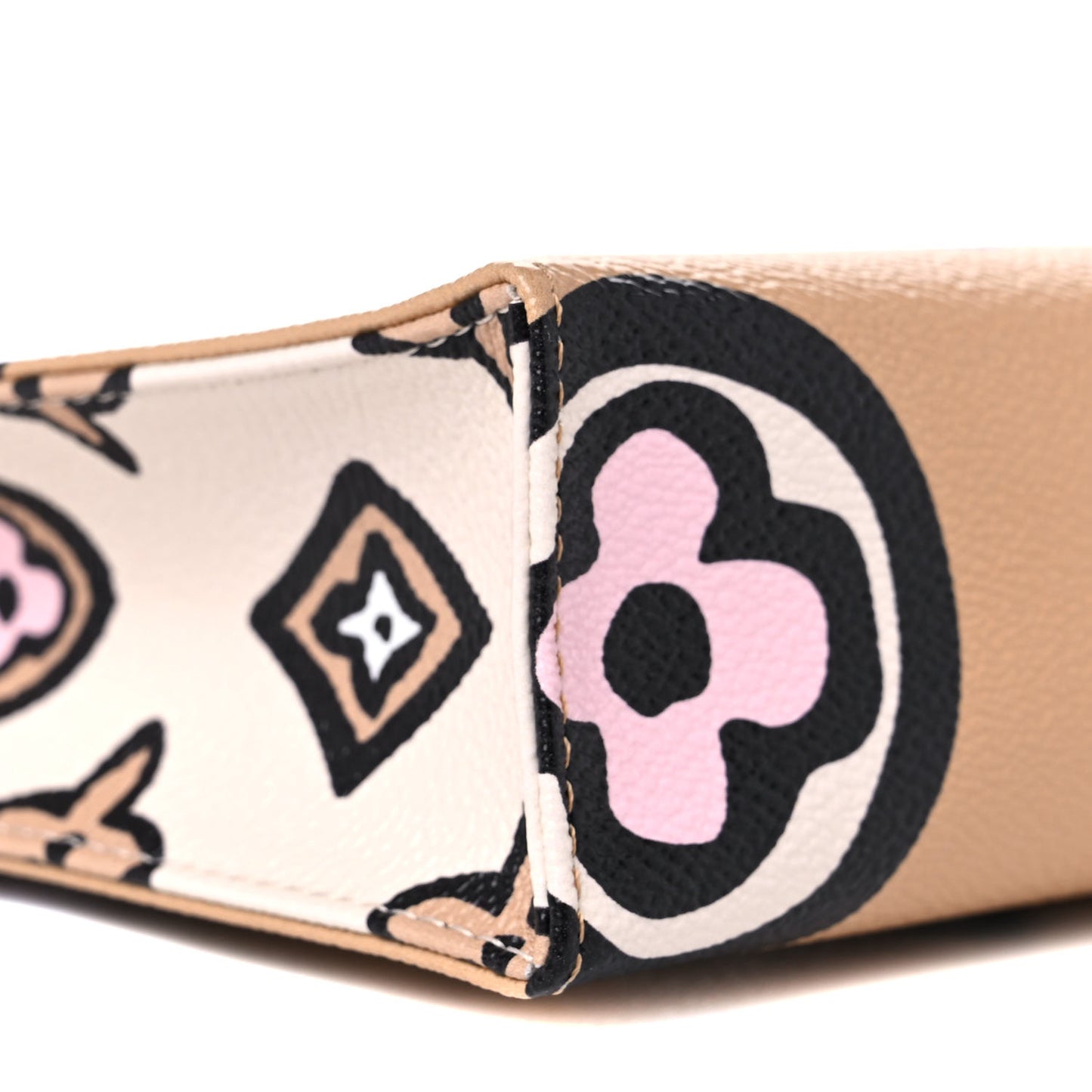 Monogram Giant Wild At Heart Toiletry Pouch 26 Arizona