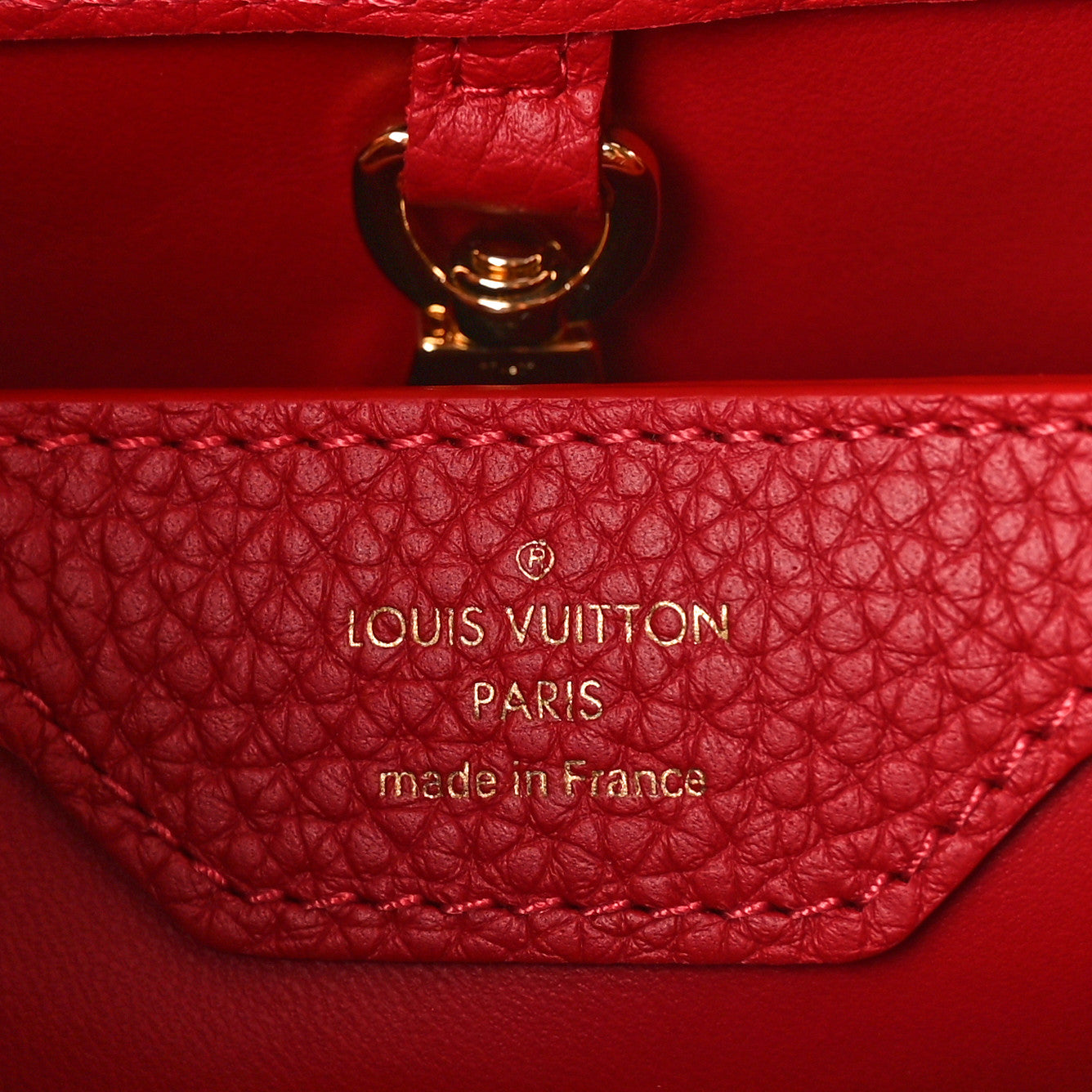 Taurillon Capucines BB Scarlet Red