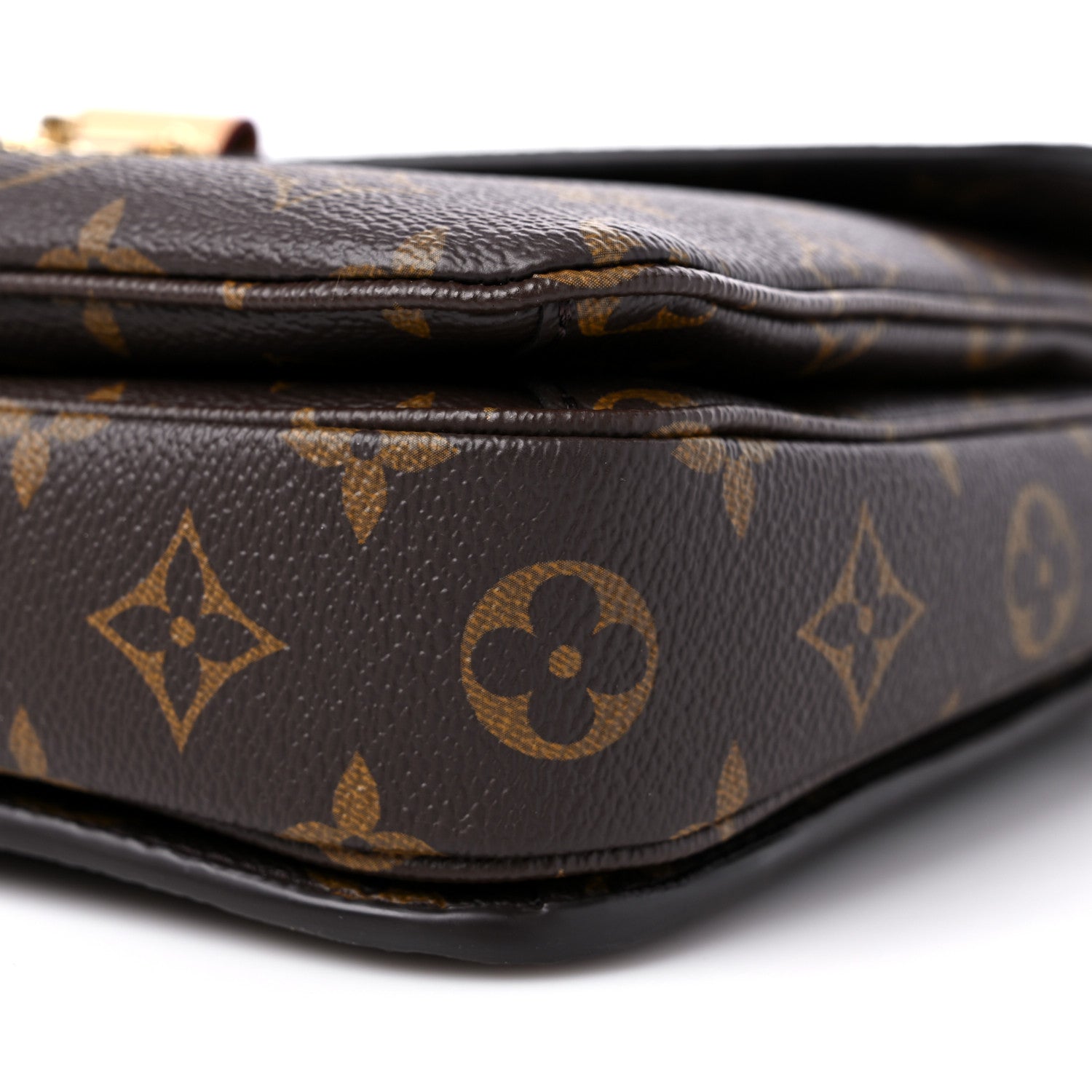 Louis Vuitton Monogram Pochette Metis 7 of 9