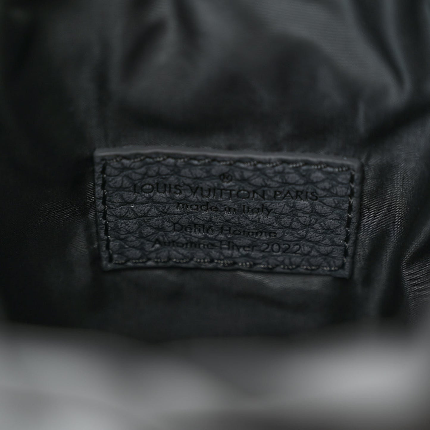 Taurillon Monogram Chalk Pouch Granite Gray