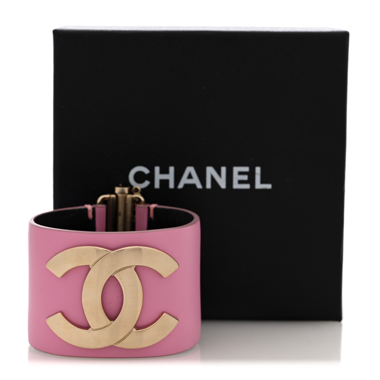 Chanel Calfskin CC Wide Cuff M Pink 5 of 5