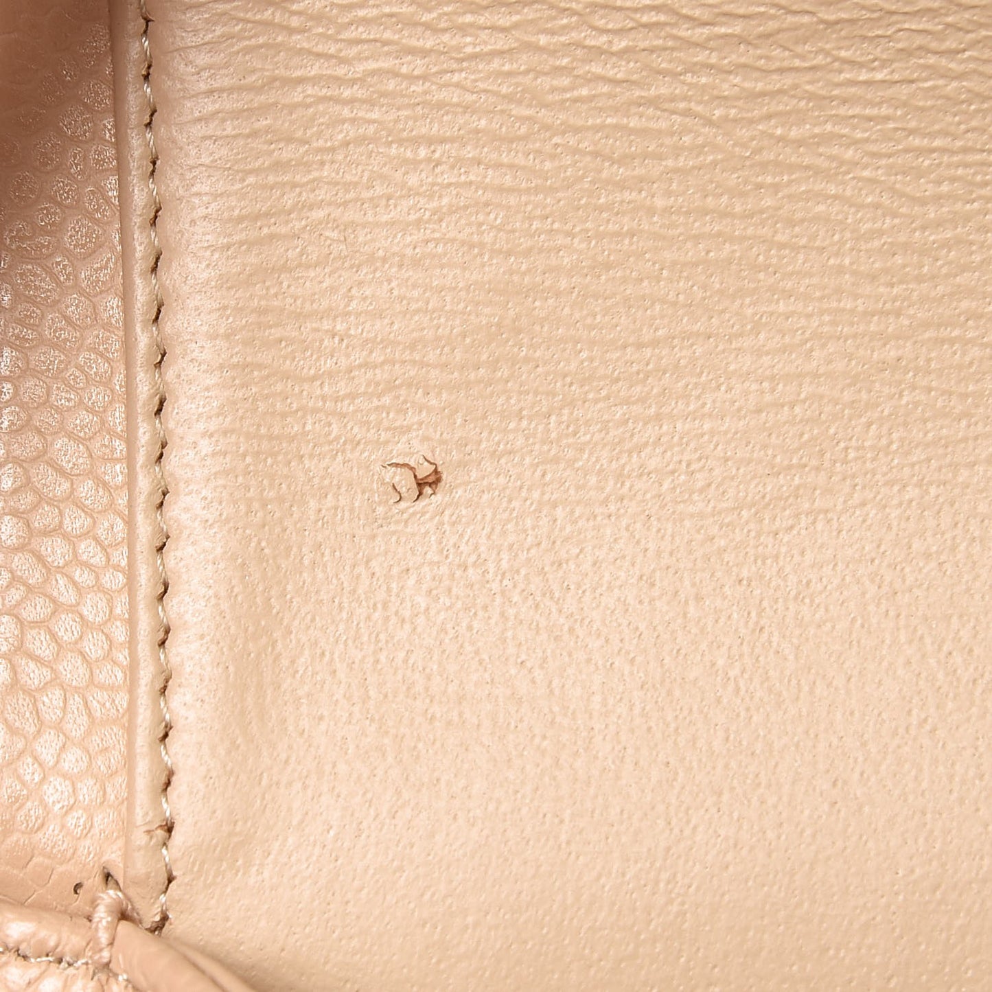 Caviar Quilted Jumbo Double Flap Beige Clair