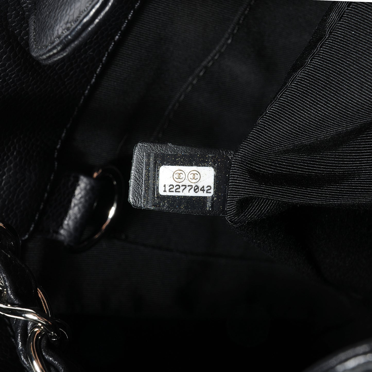 Caviar Petit Shopping Tote PST Black