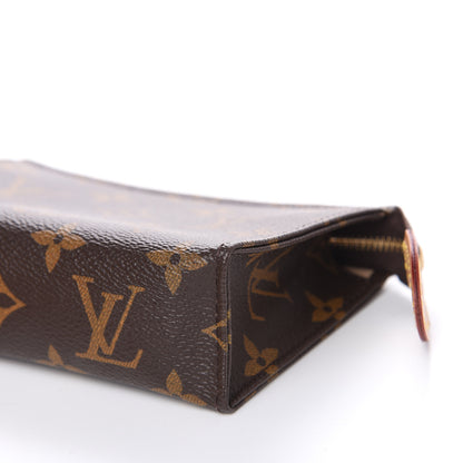 Louis Vuitton Monogram Toiletry Pouch 15 8 of 9