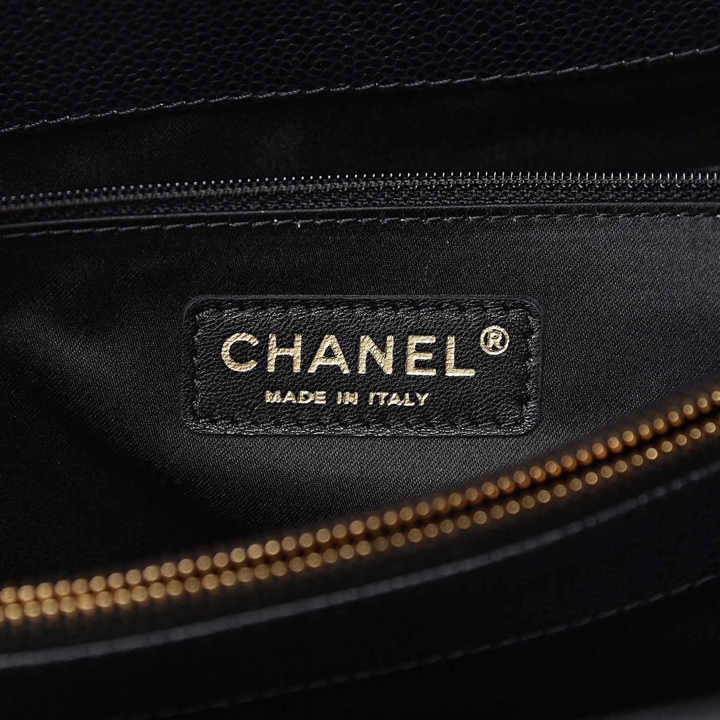 Caviar Quilted XL Grand Shopping Tote GST Black