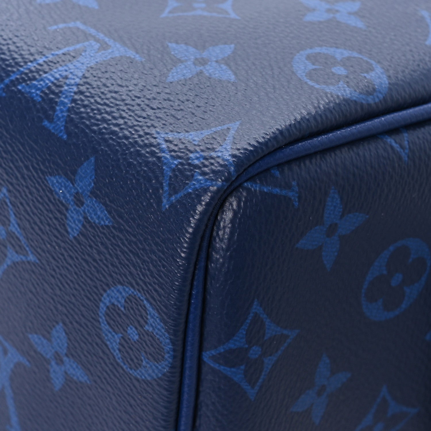 Louis Vuitton LOUIS VUITTON Taigarama Dopp Kit Toilet Pouch Cobalt 11 of 11