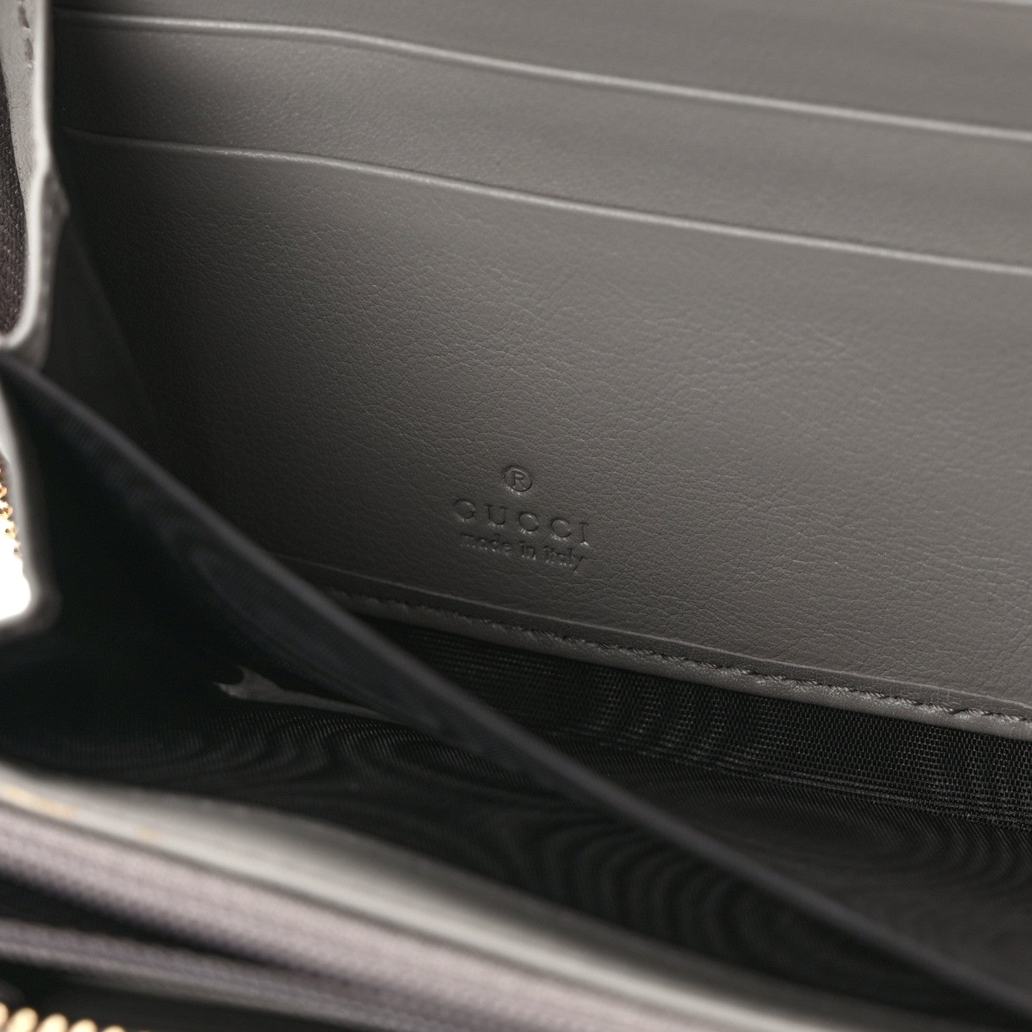 Gucci Patent Microguccissima Nice Zip Around Wallet 6 of 8