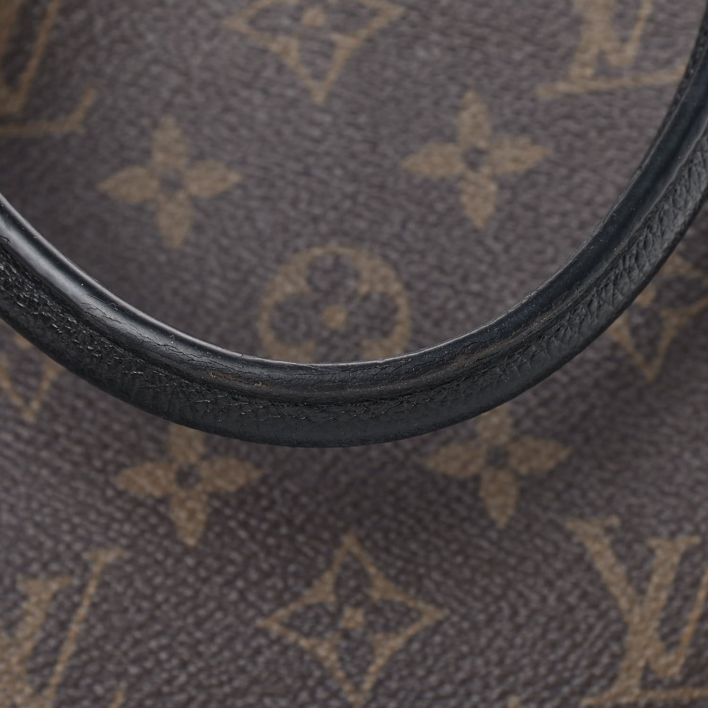 Monogram Popincourt MM Black