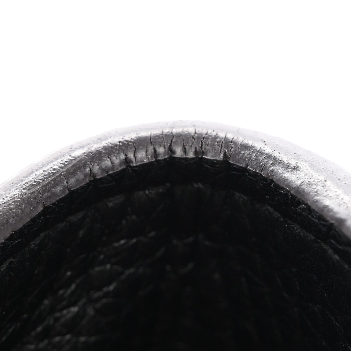 Taurillon Capucines PM Black