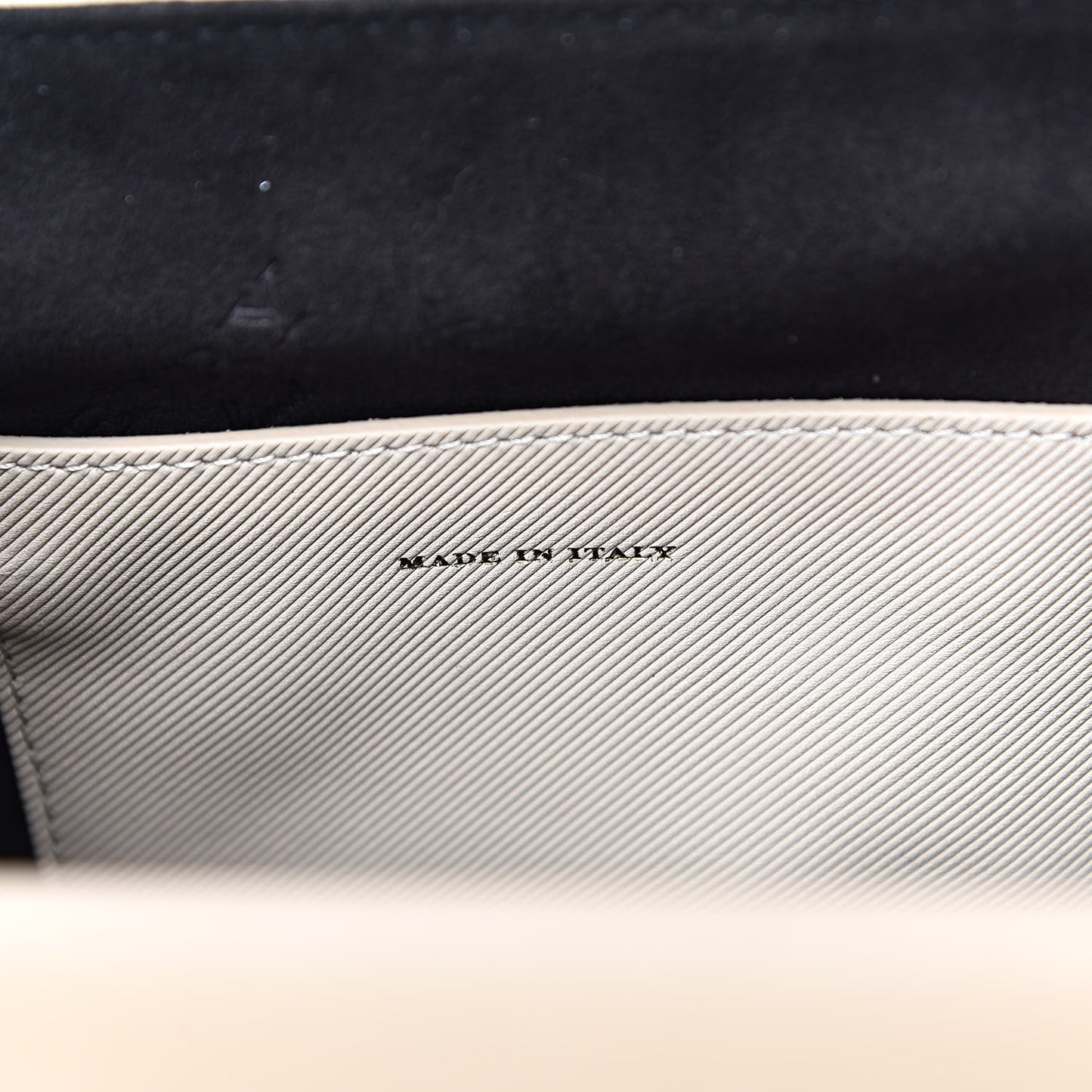 Trench Calfskin Medium DK88 Top Handle Bag Honey Limestone