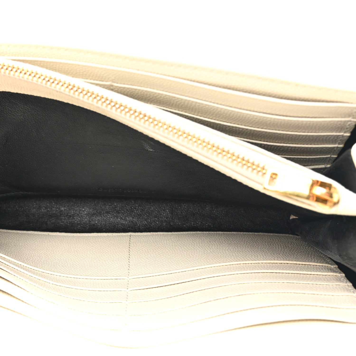 Saint Laurent Grain De Poudre Matelasse Chevron Monogram Chain Wallet Crema Soft 6 of 18