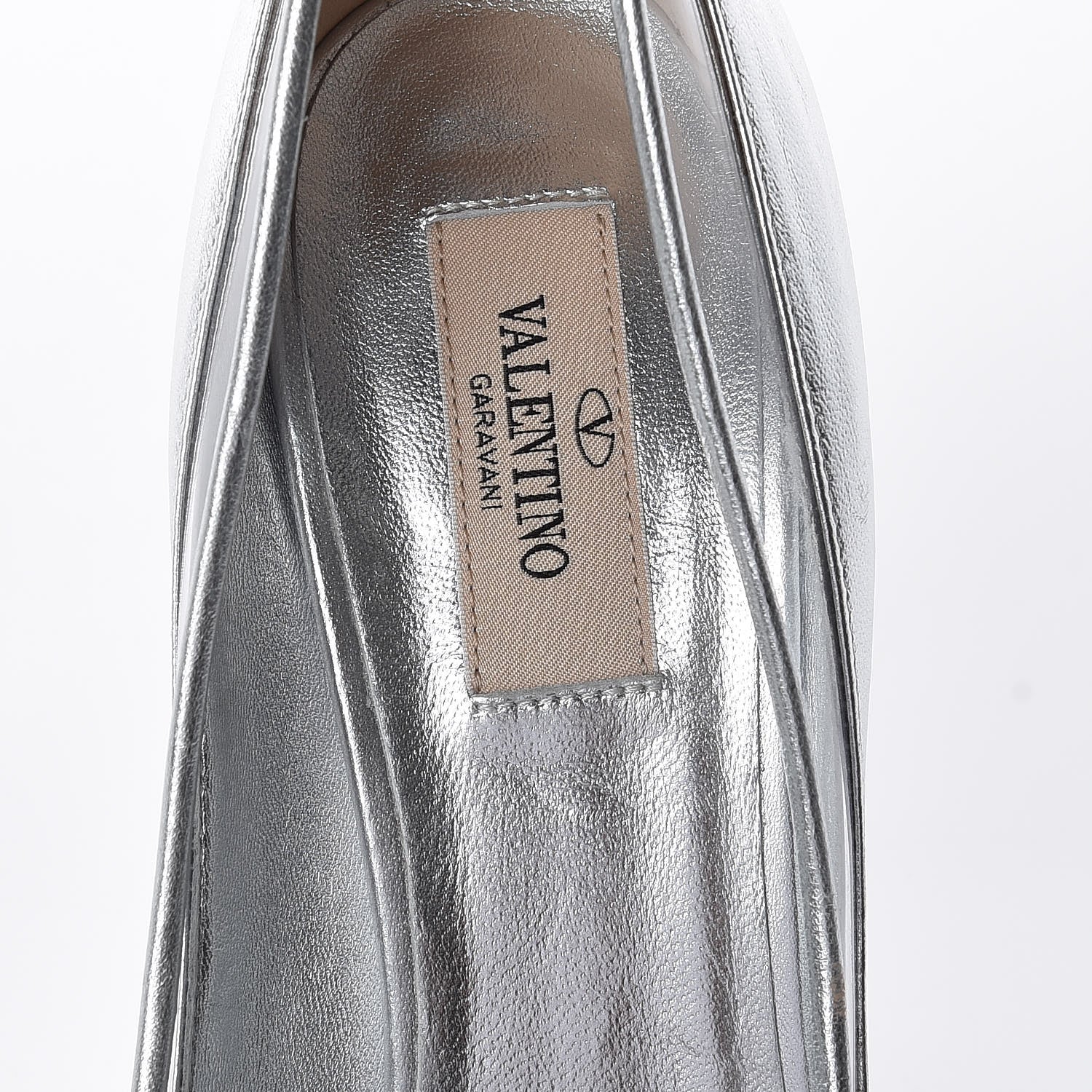 Valentino Garavani Metallic Nappa PVC Dollybow Pumps 39 Silver 8 of 18