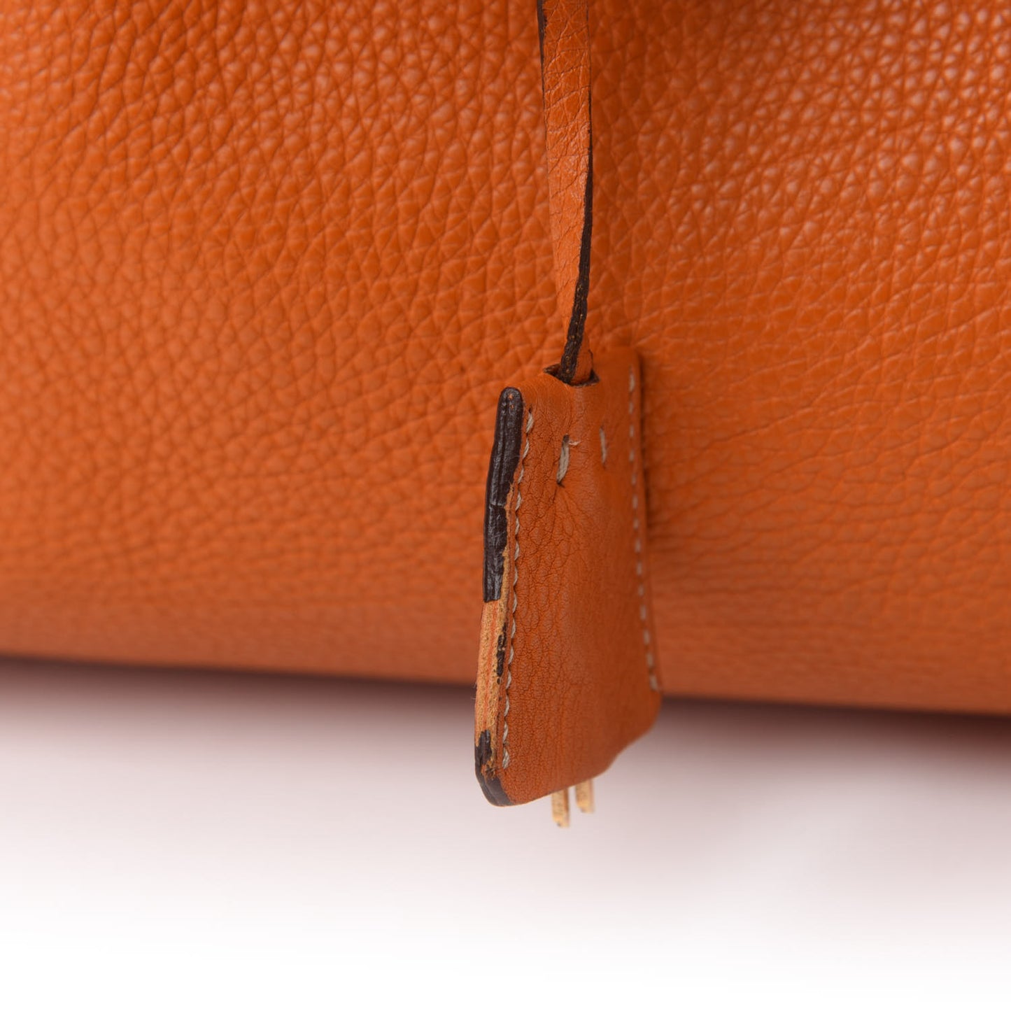 Vitello Daino Shoulder Bag Papaya