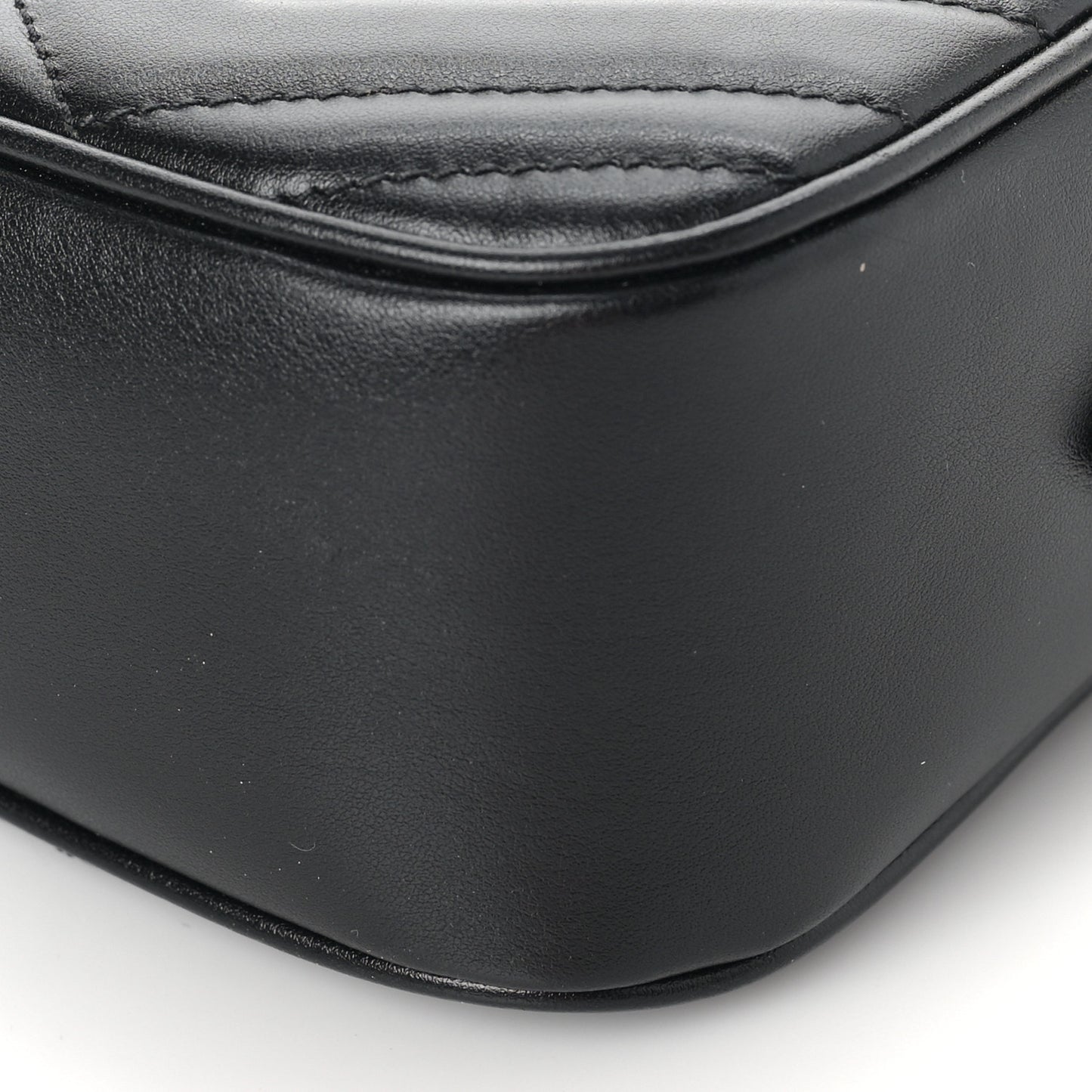 Calfskin Matelasse Small GG Marmont Chain Shoulder Bag Black
