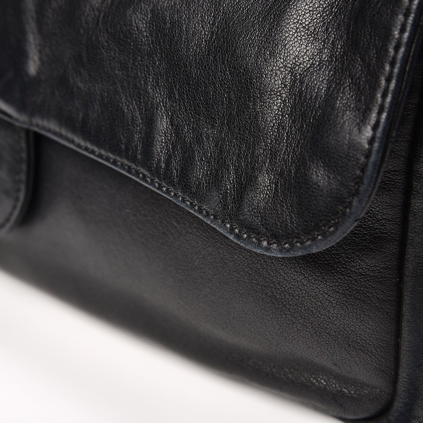 Lambskin Medium Soft and Chain Flap Black