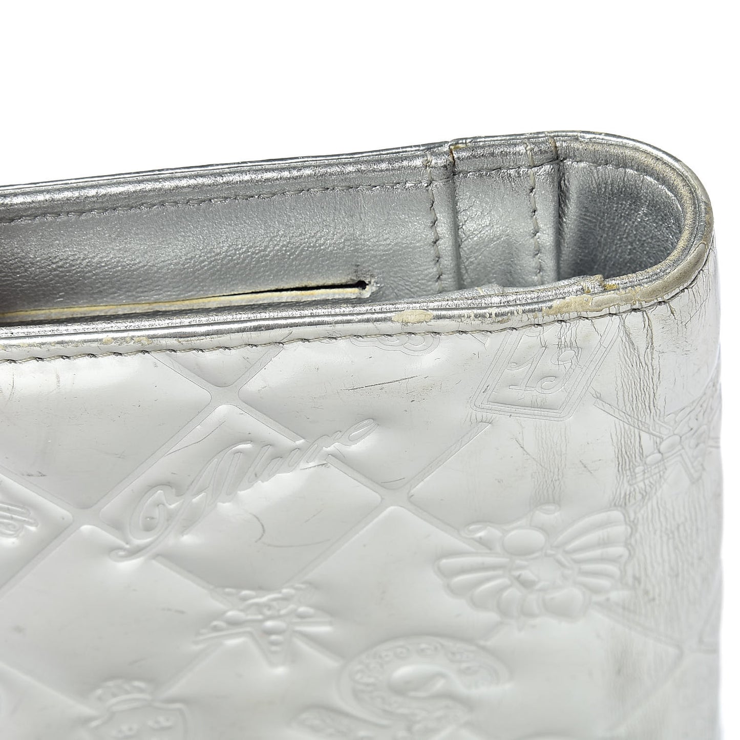 Metallic Patent Calfskin Quilted Lucky Symbols Yen Wallet Silver
