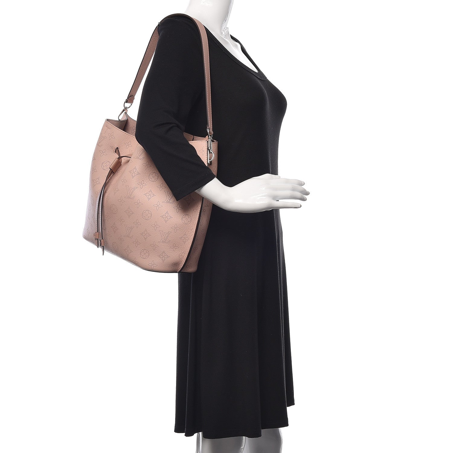 Louis Vuitton Mahina Girolata Magnolia 3 of 11