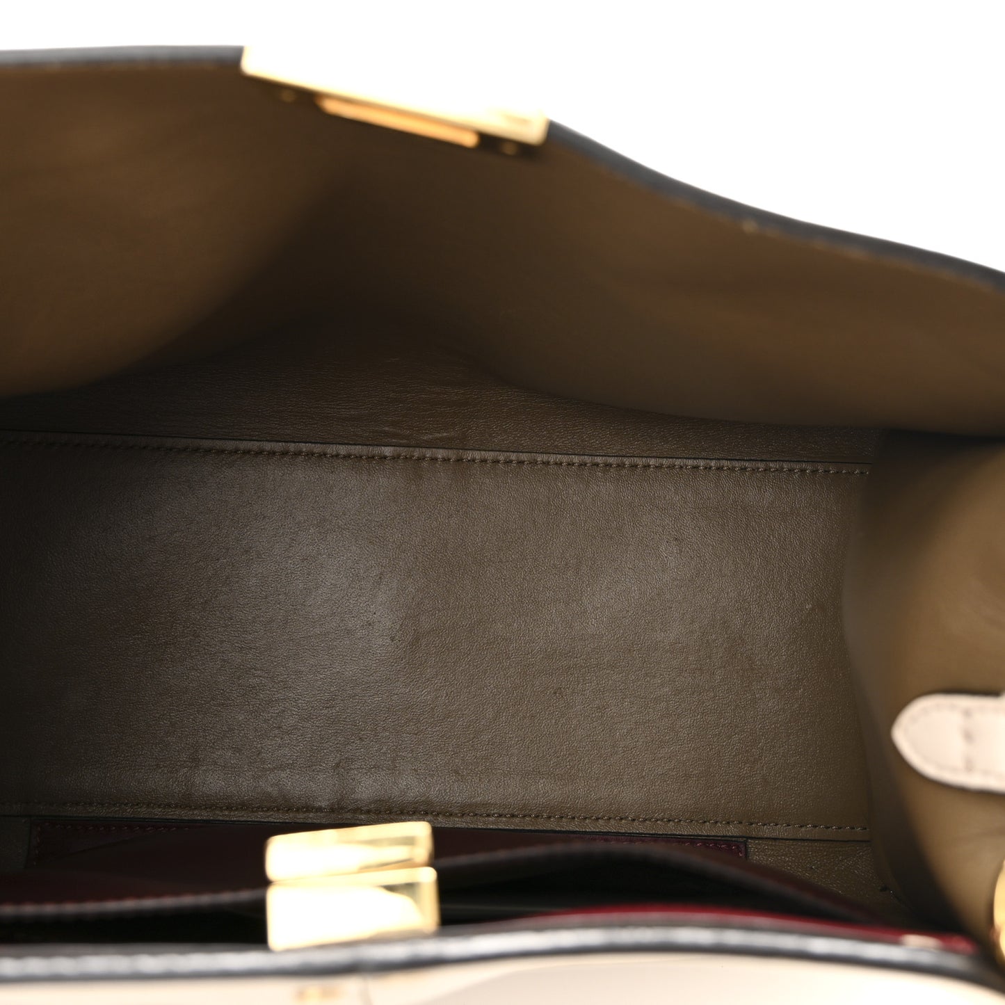 Vitello Seta Century Medium Peekaboo X-Lite Camelia Barolo