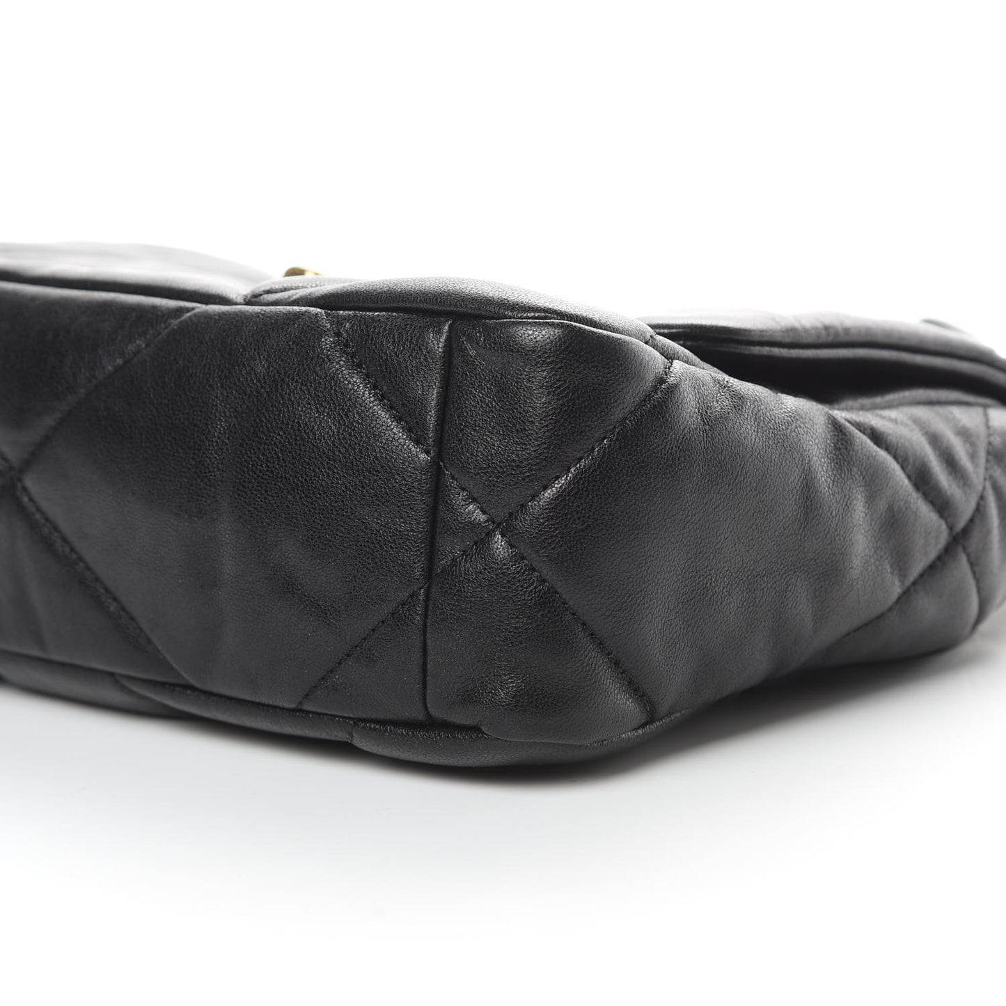 Goatskin Quilted Medium 19 Flap Black