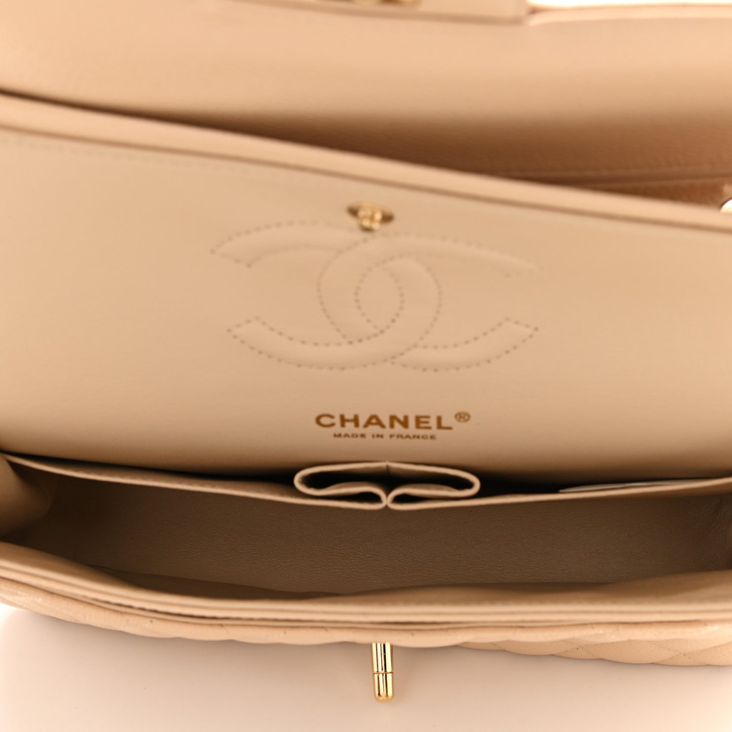 Caviar Quilted Medium Double Flap Light Beige