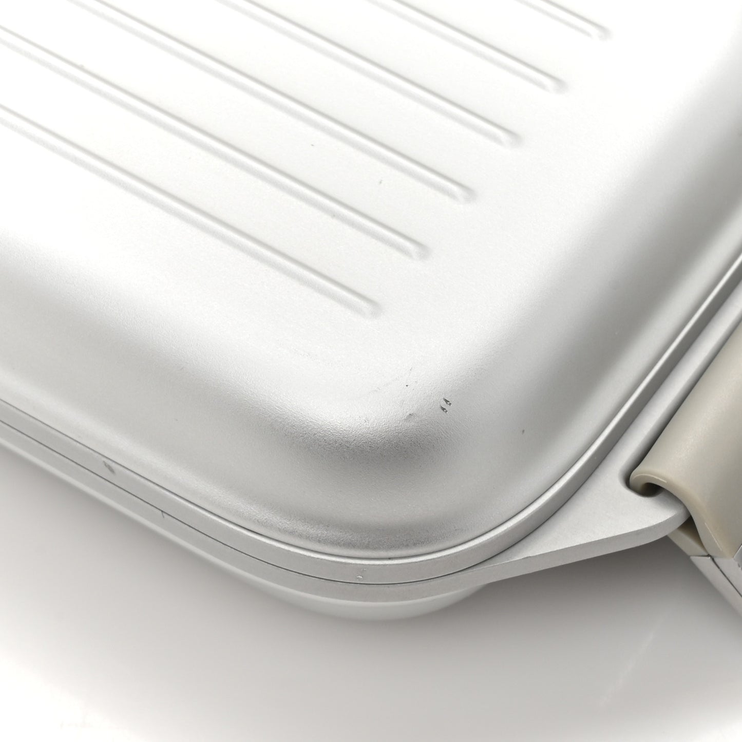 Aluminum Personal Sling Clutch Silver